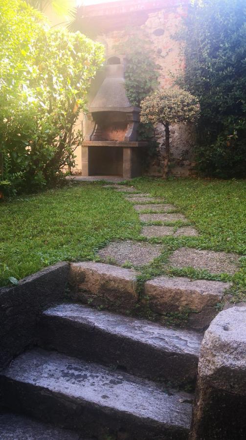 Residenza Esse Villa Angera Eksteriør bilde