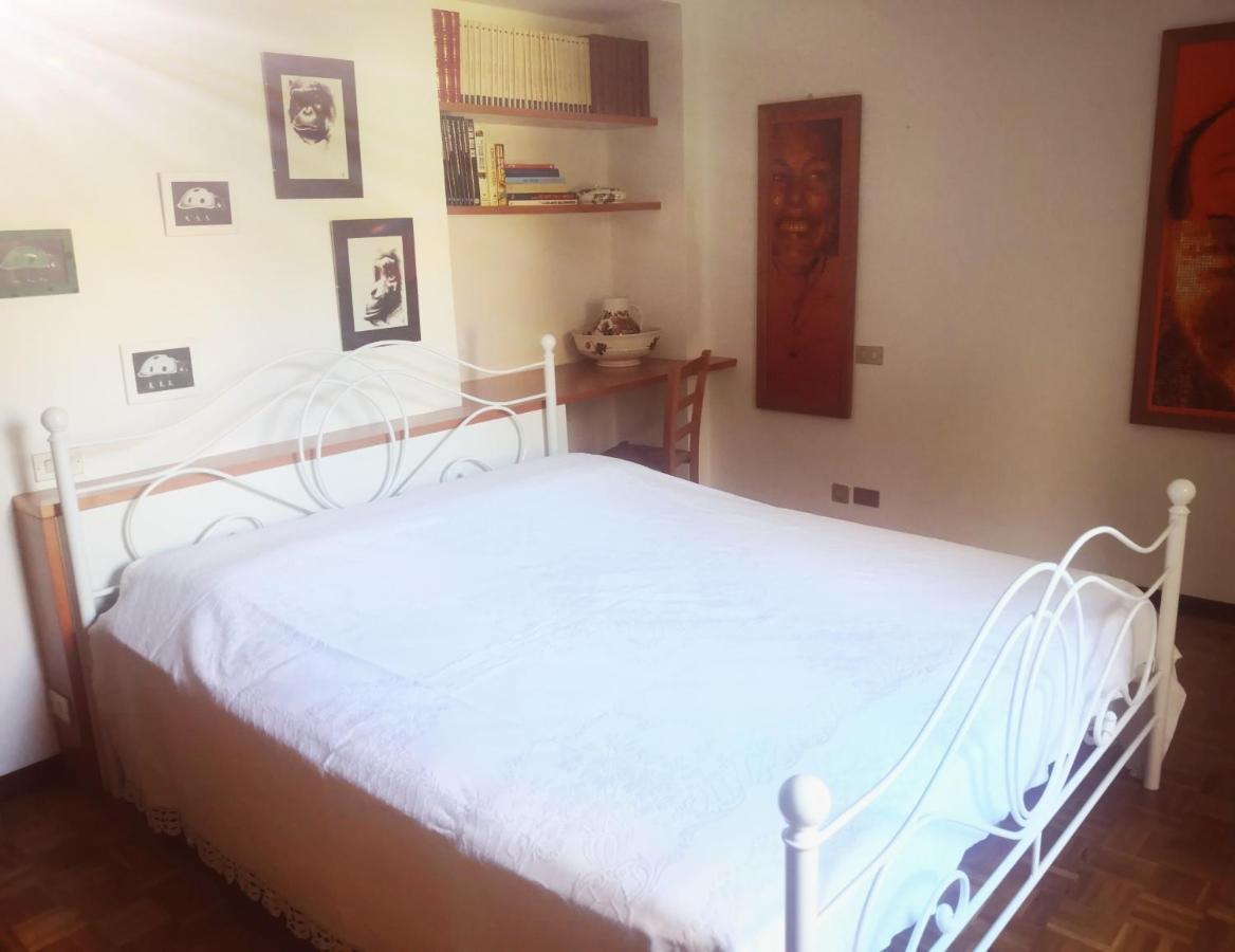 Residenza Esse Villa Angera Eksteriør bilde