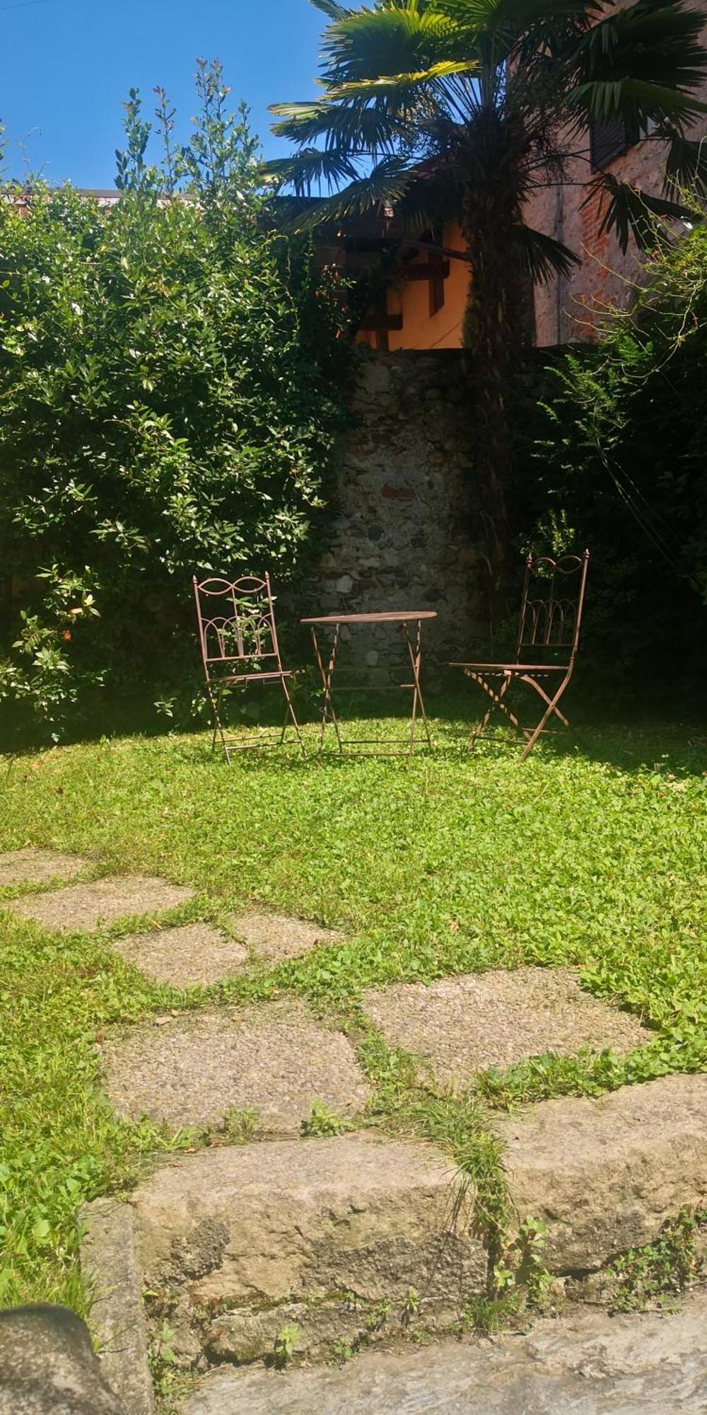 Residenza Esse Villa Angera Eksteriør bilde